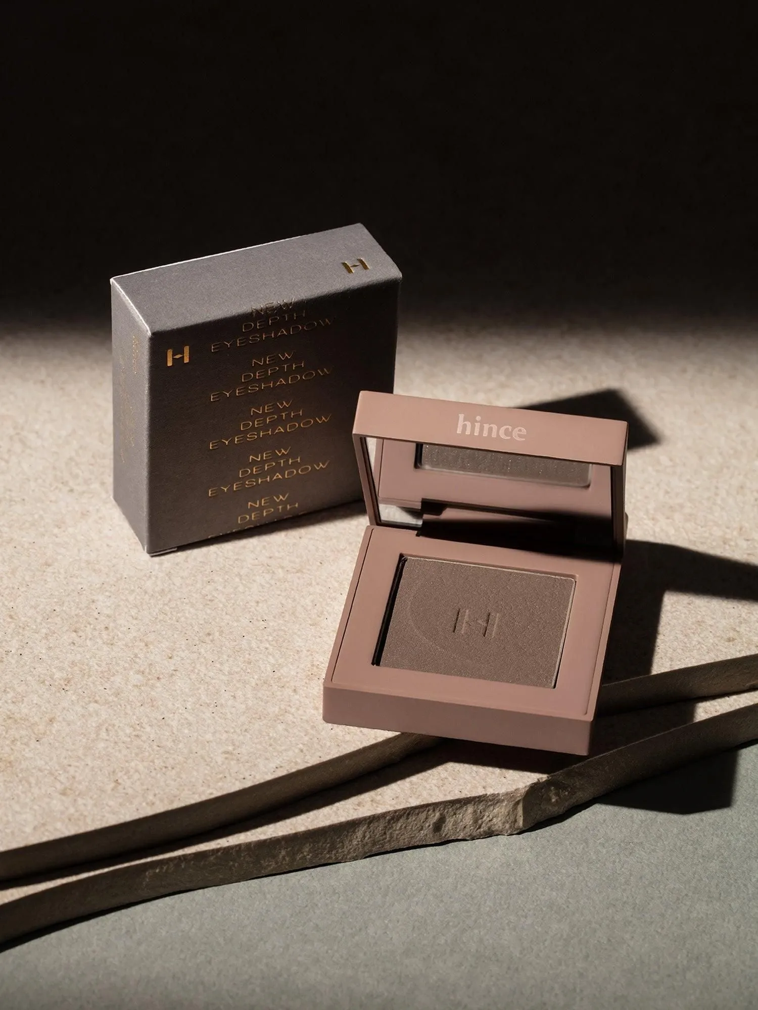 hince New Depth Eyeshadow 3g