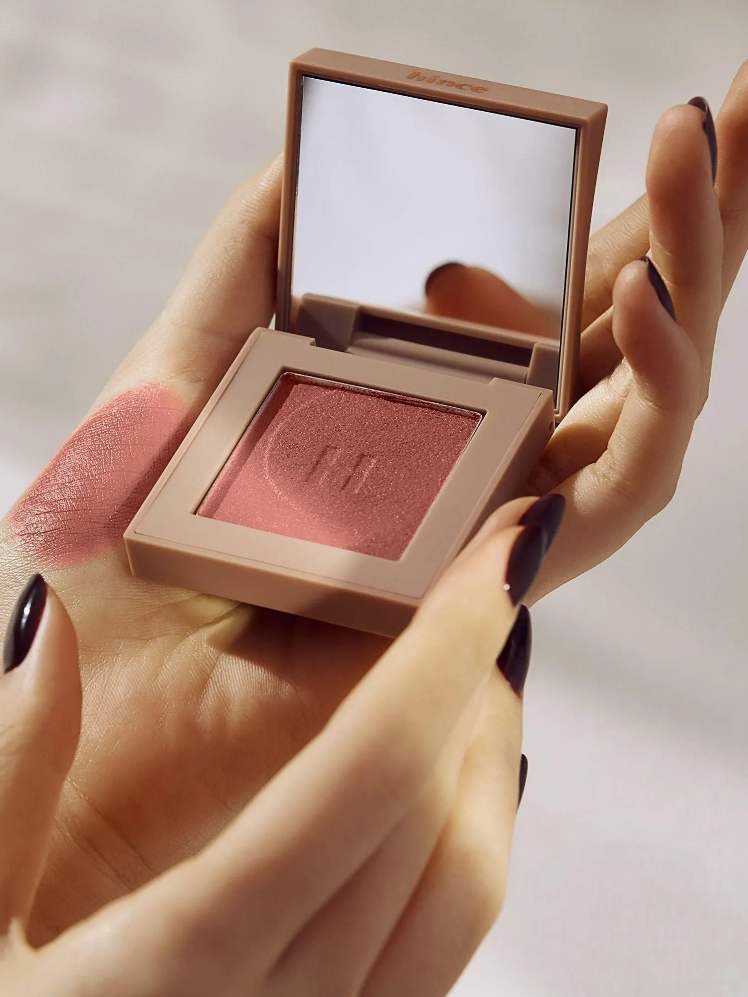 hince New Depth Eyeshadow 3g