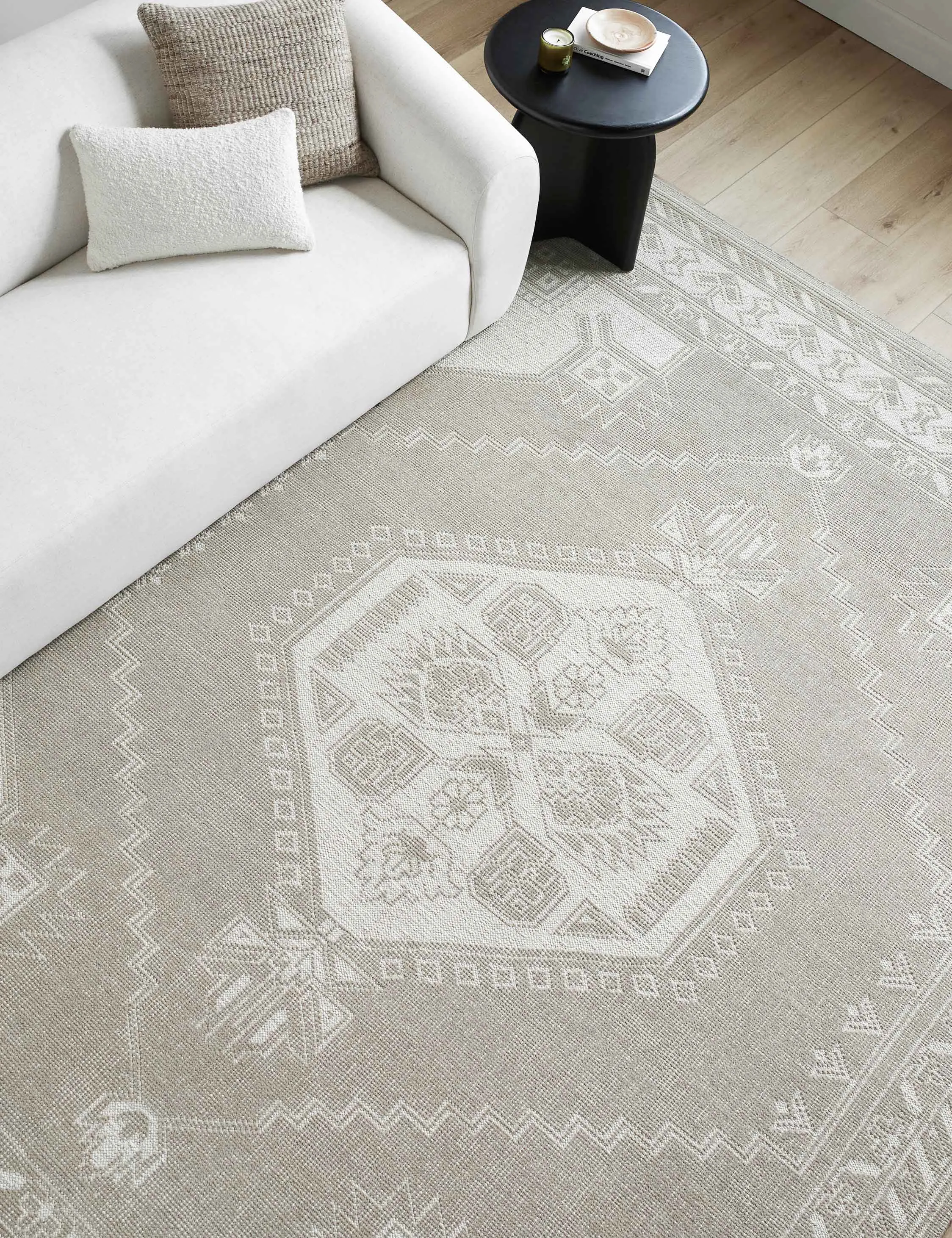 Rosmerta Hand-Knotted Wool Rug